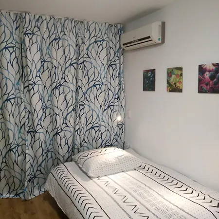 Royal Palm Studio, Διαμέρισμα