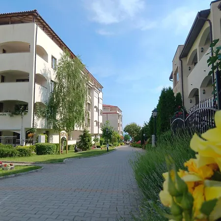 Royal Palm Studio, * Sveti Vlas